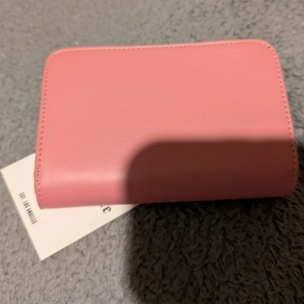❤️▪️Juicy Couture ▪️UK  Exclusive twig pink  medium zipper wallet